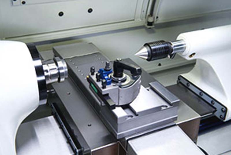 Quick-change tool holder on standard shorty gang tool plate