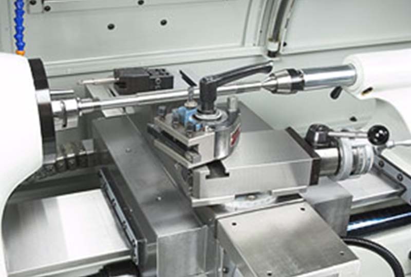 Lathe center in tailstock