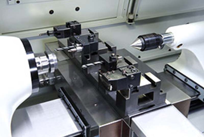 Multiple single gang tool plates, each holding a single tool holder